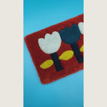 Tulip Chain Wall Rug - Brown